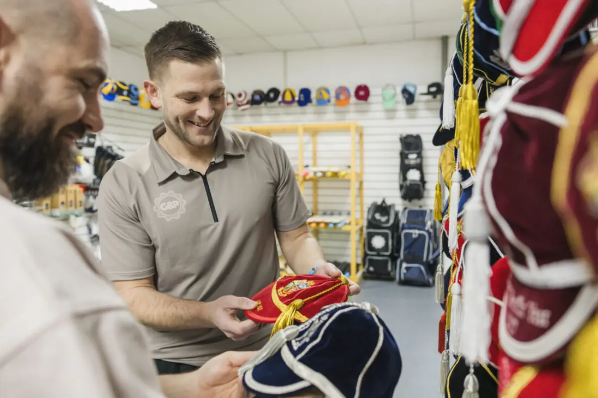 How to Manufacture Custom Honours Caps & Headwear: Craftsmanship, Velvet & Embroidery Specs